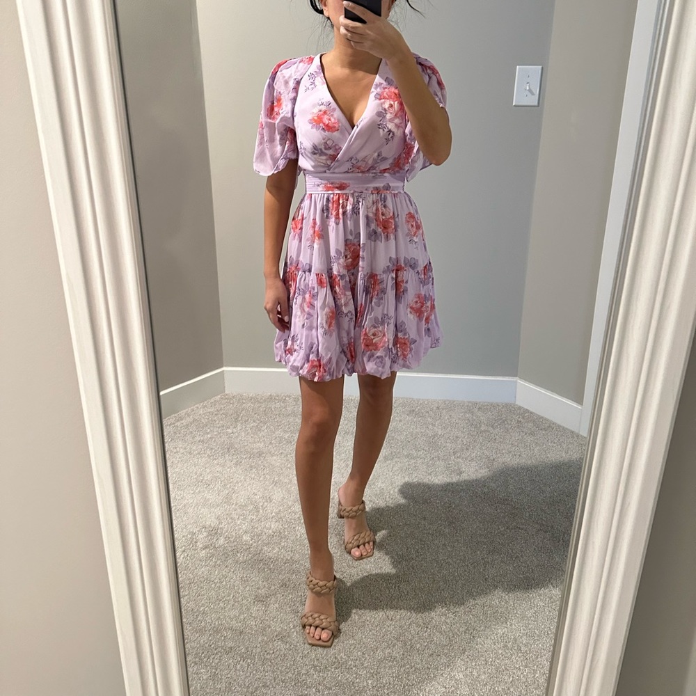 NWTs!! Women’s Floral Bubble Hem Dress - XS